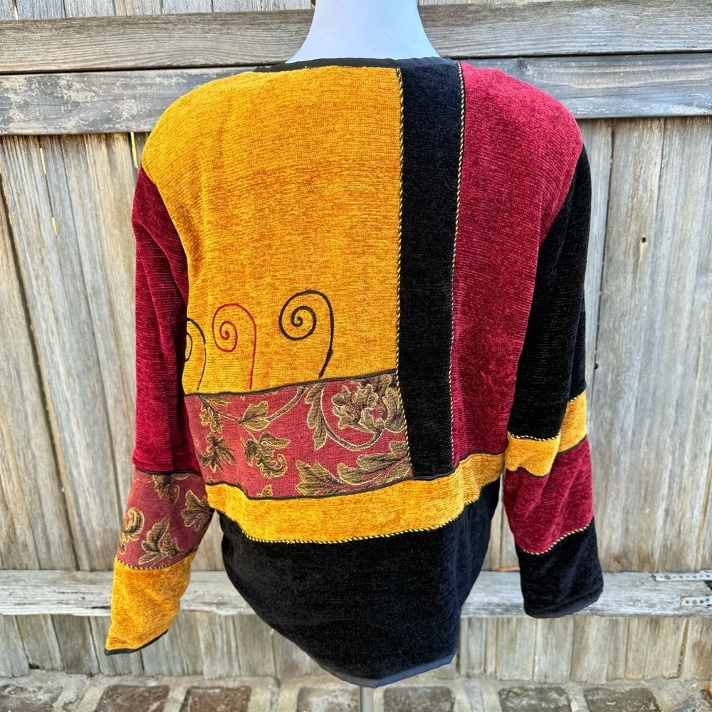 Vintage Allure Maroon Gold Tapestry Patchwork Embroidered Velour Cardigan Small - Picture 3 of 7